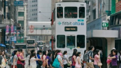 年轻人挤进香港赚钱,年轻人赴港淘金的热潮与背后故事